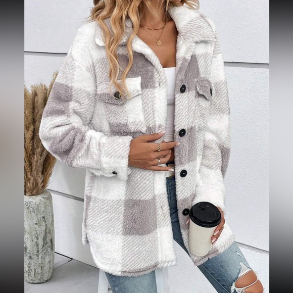 Cozy buffalo plaid button down teddy jacket - Picture 6 of 16